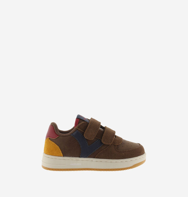 Ténis Casuais com Velcro