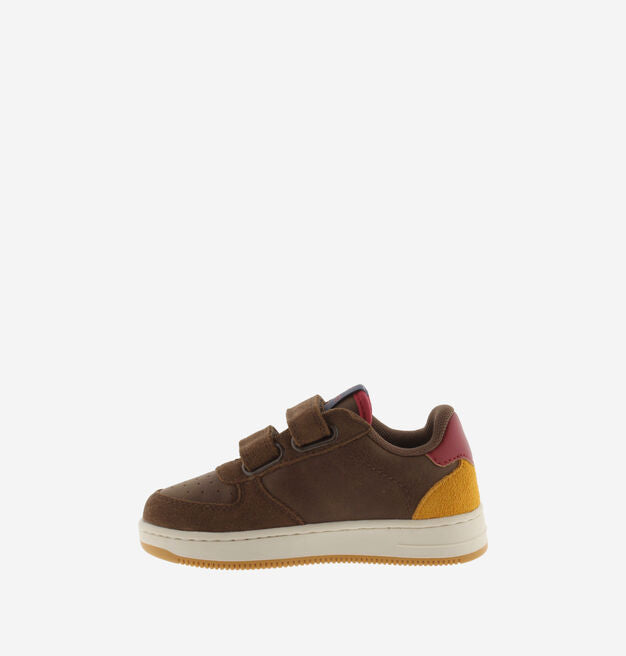 Ténis Casuais com Velcro