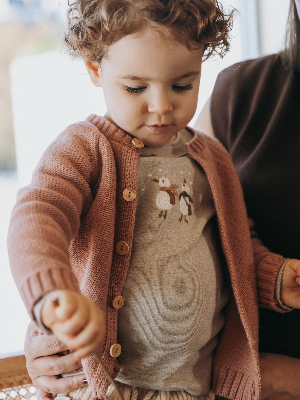 Longsleeve em algodão com bordado em fio de lã