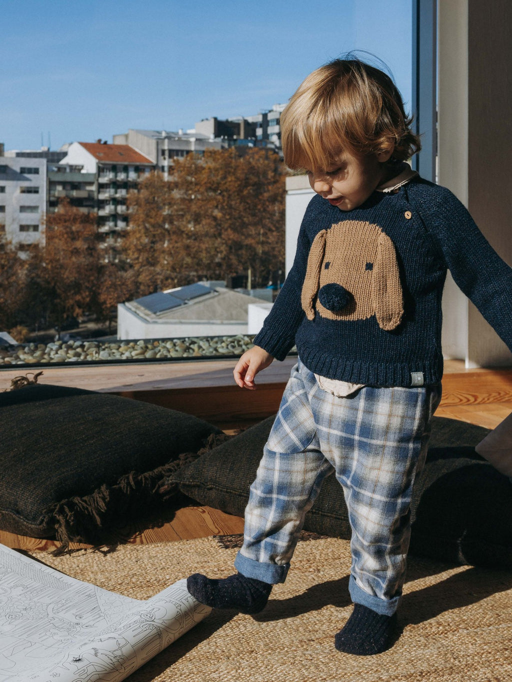 Camisola tricotada jacquard de cão com detalhes em relevo
