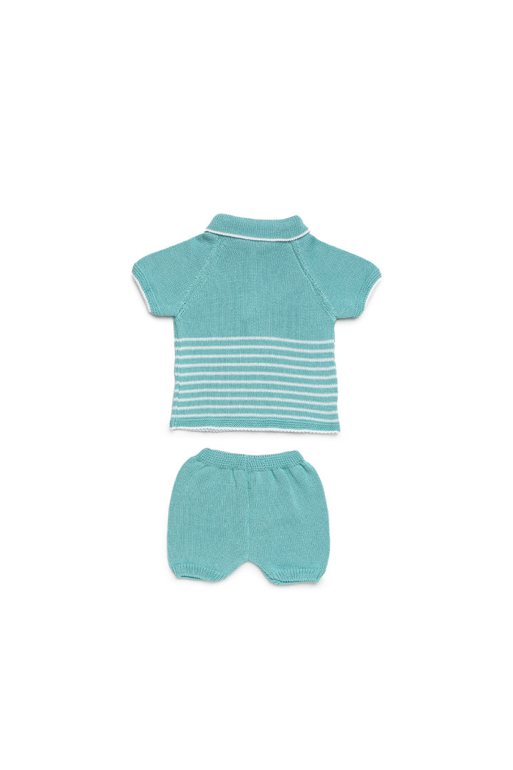 Conjunto calções e camisola às riscas