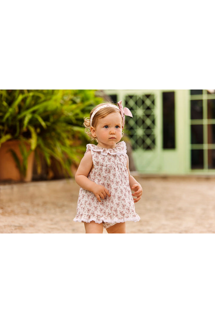 VESTIDO COM CUEQUINHA DE TECIDO COALAS
