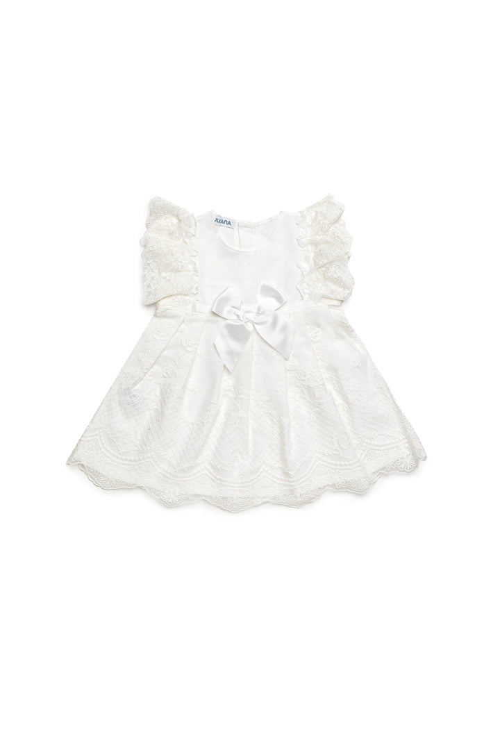 Vestido com Detalhe em Renda