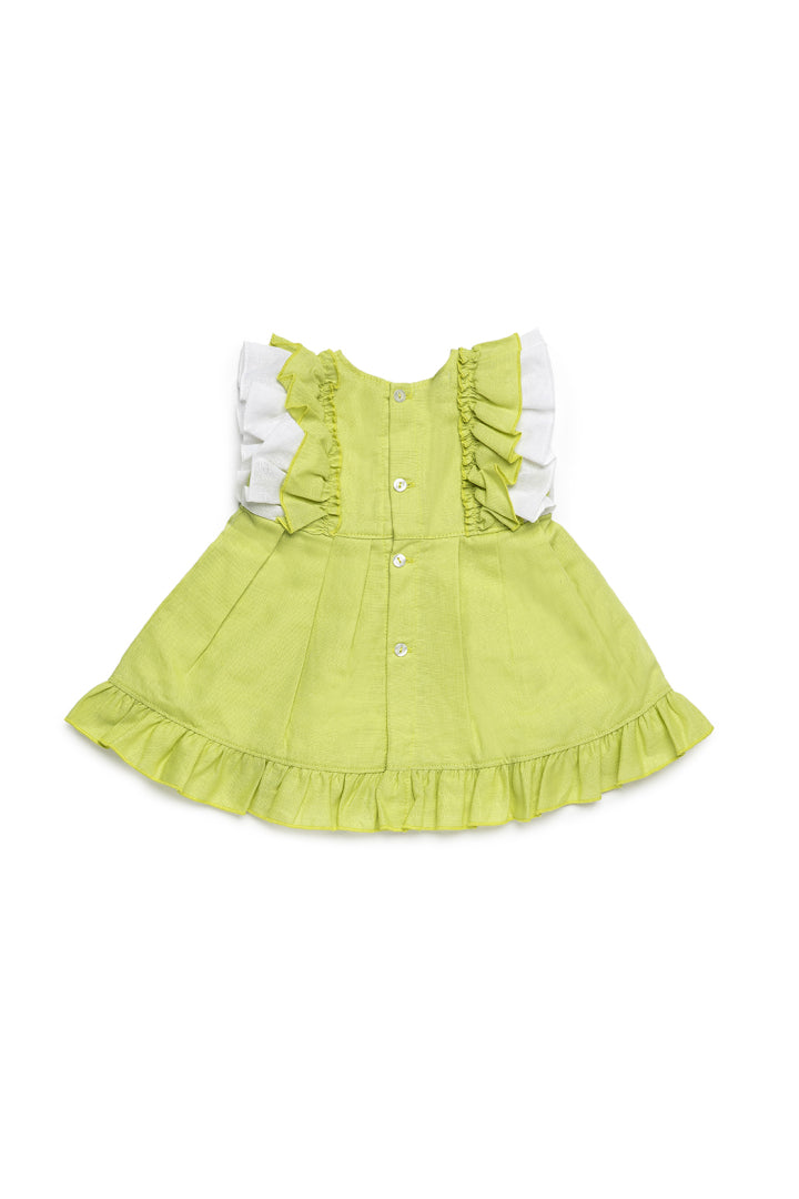 Vestido Cintado com Dois Folhos nos Ombros