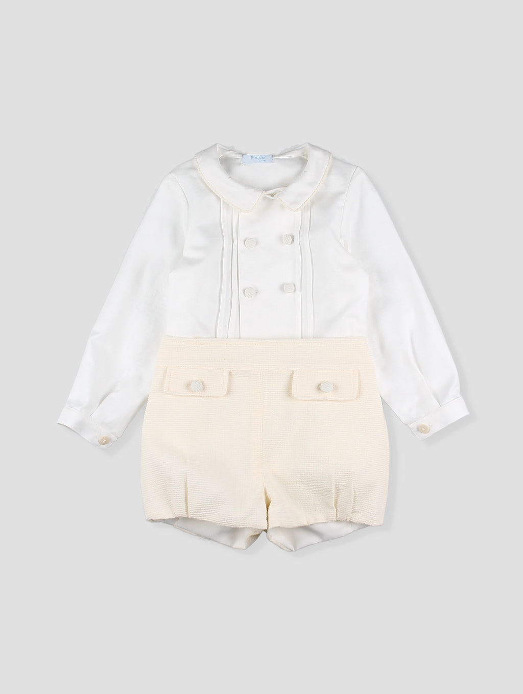 Conjunto Bebé em Branco com Detalhes Clássicos