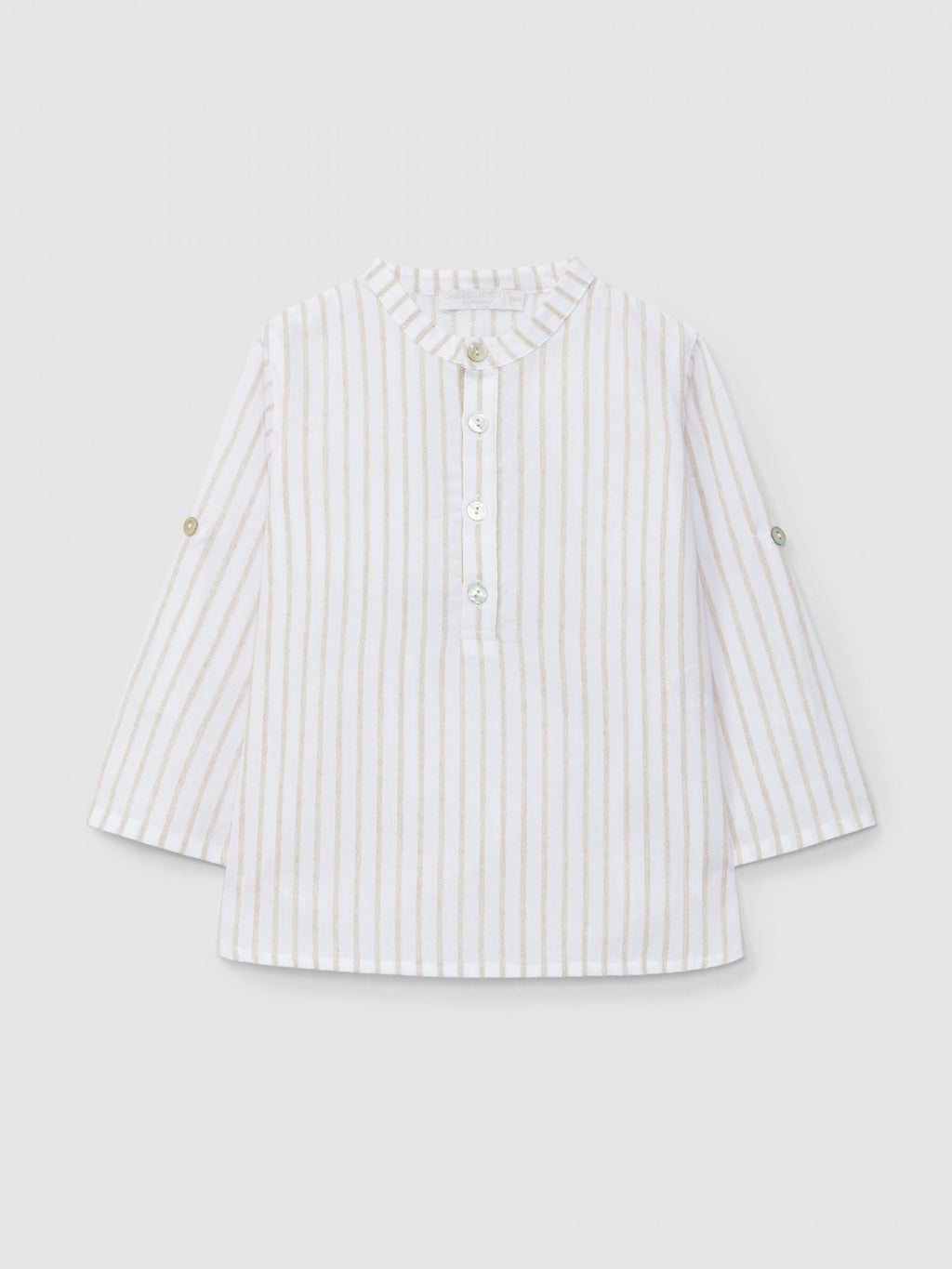 Camisa com gola mandarim e riscas em relevo