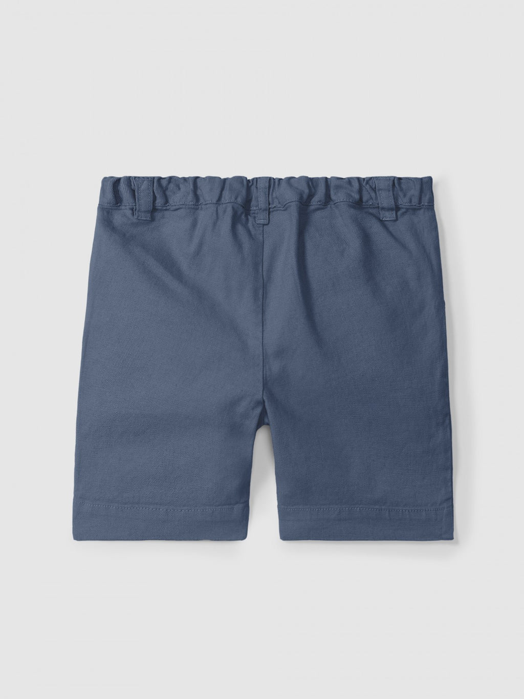 Calções lisos com dois bolsos